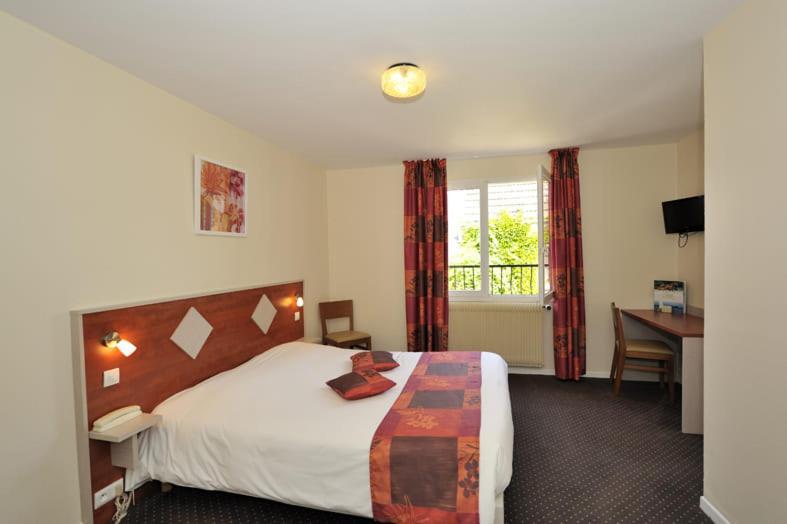 Logis Hotel Spa Restaurant Au Site Normand Clécy Екстериор снимка